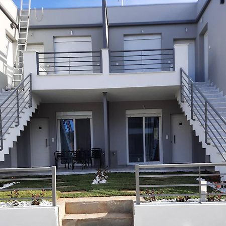 Kalofas Apartments Amaryllis Ofrínion Exterior foto